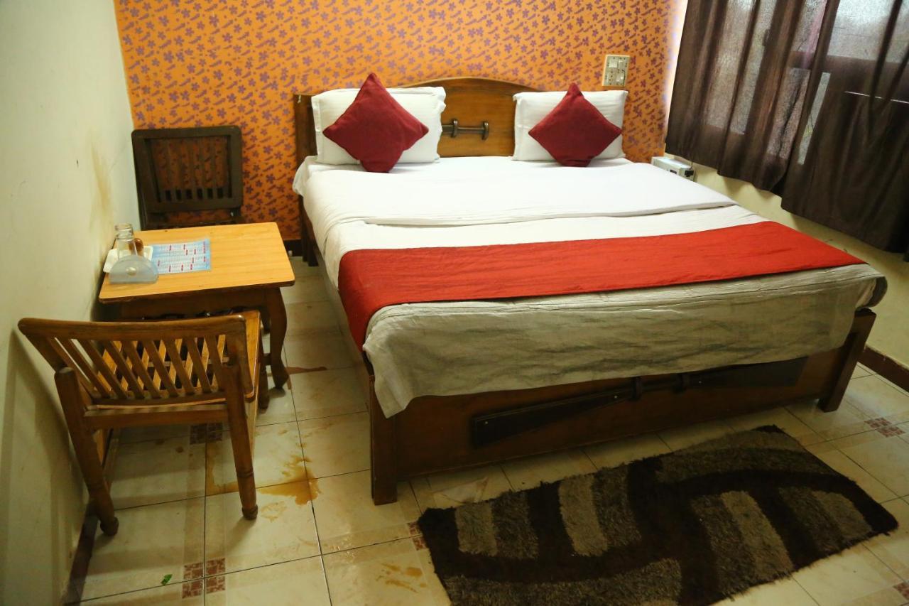 Hotel Diamond Palace Chandīgarh Exterior foto